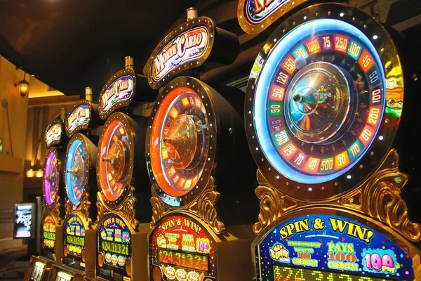 Roulette table on sdy result sdy result Pretty Gaming roulette table with live dealer